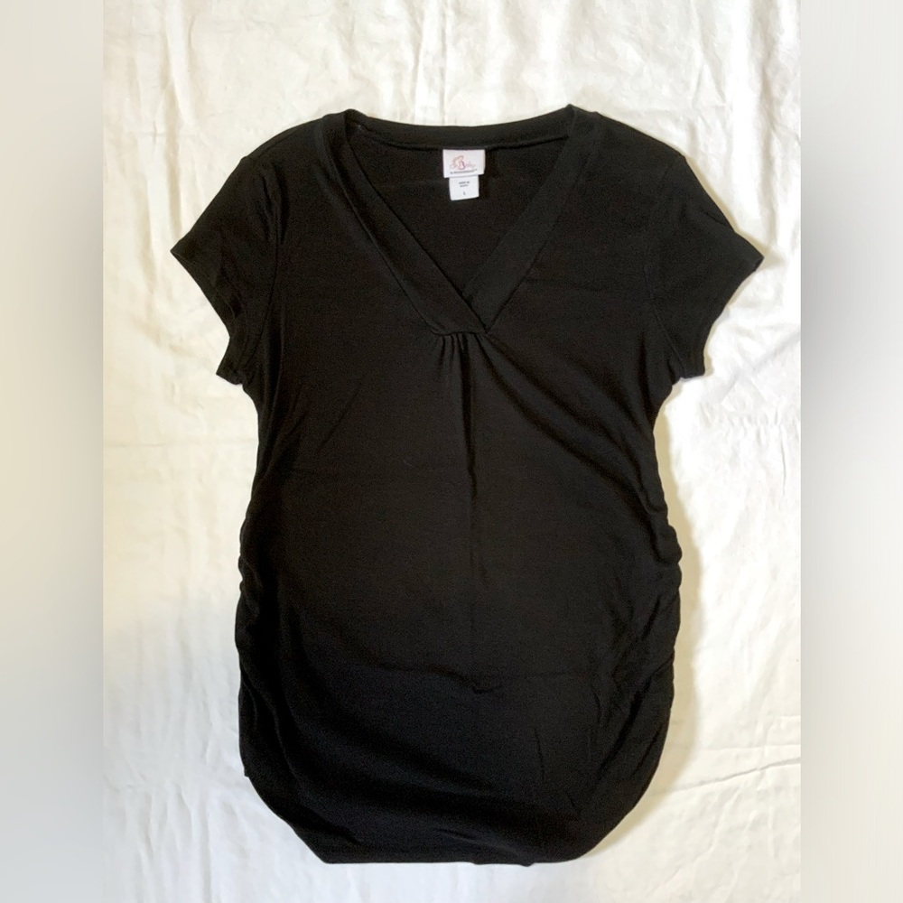 Oh Baby by Motherhood Ruched V-Neck Tee (Maternity)